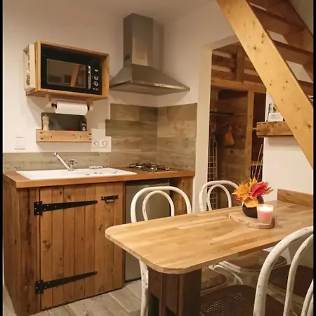 Du Poil A La Plume Apartmán